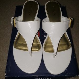Like new! Chaps 9B thong sandals